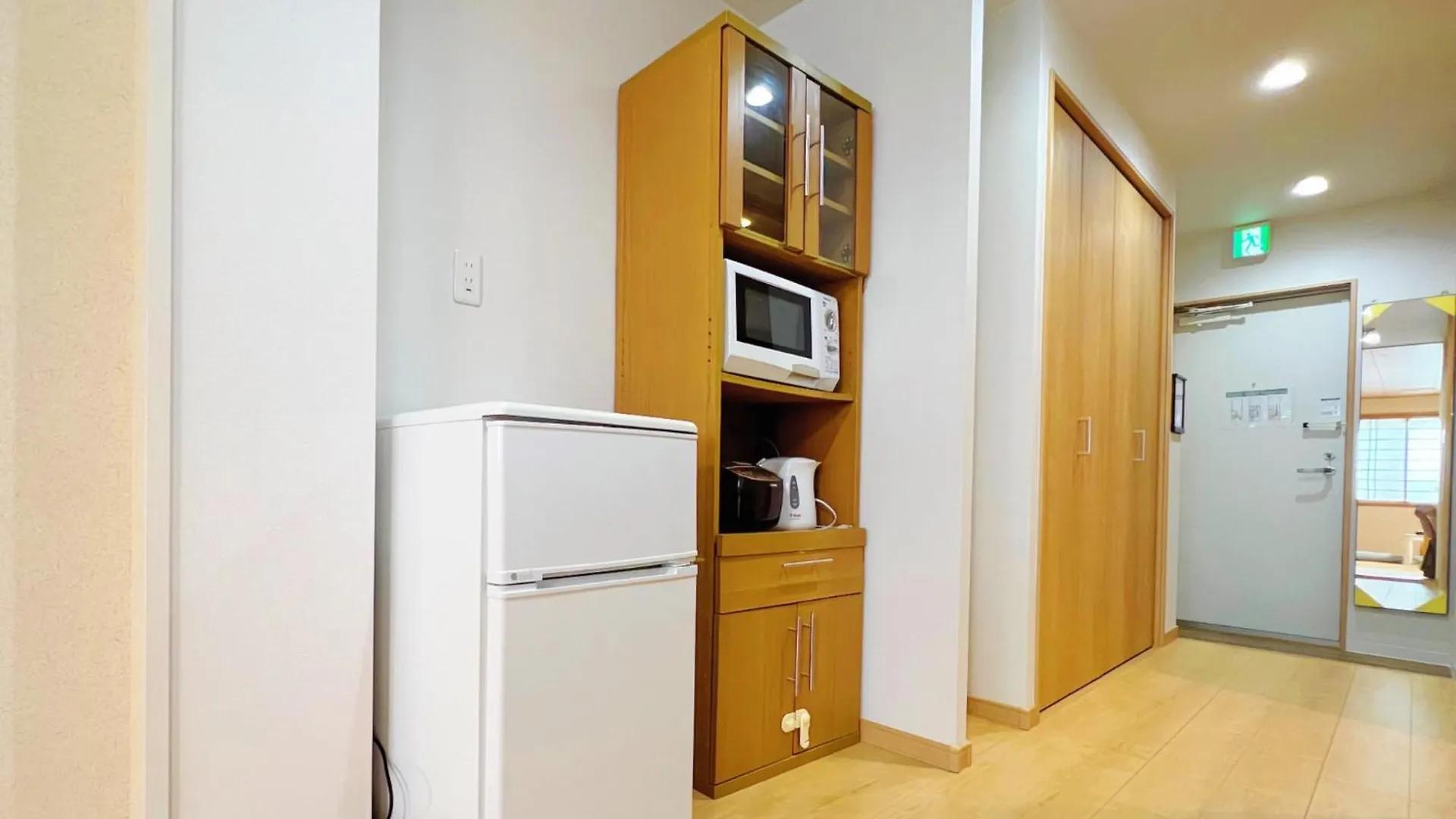 Reiko Building 201,301 - Vacation Stay 15377 Osaka 0*,  Japonya