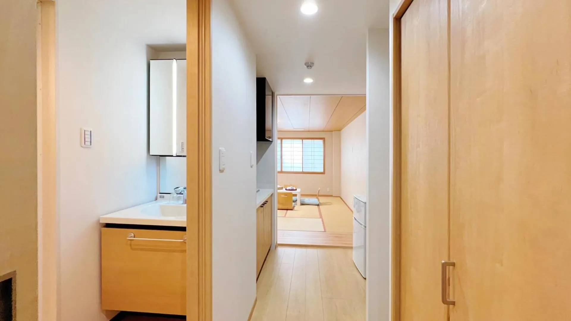 Reiko Building 201,301 - Vacation Stay 15377 Osaka Daire